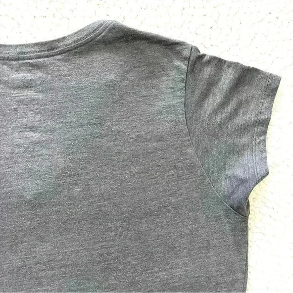 The North Face Gray Cotton Blend V-Neck Cap Sleeve “YOSEMITE” Tee Size XL - Picture 10 of 15